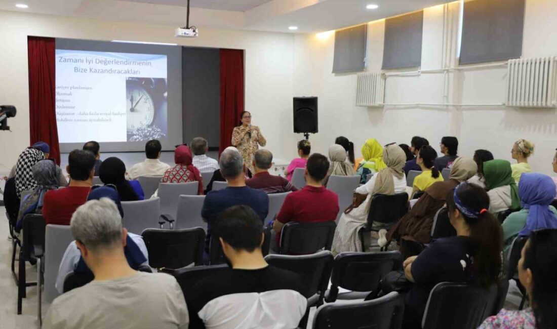 Necmettin Erbakan Üniversitesi Artı Kariyer Merkezi Müdürü Doç. Dr. Ebru
